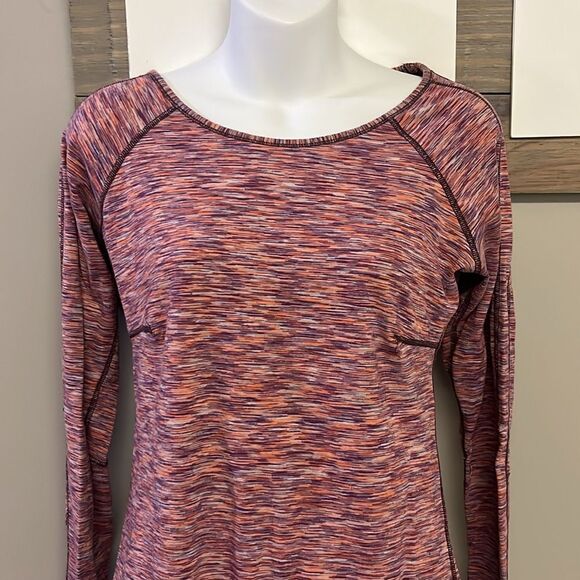 Lululemon Athletica Heather Purple Scoop Neck Long Sleeve Thumb Hole Top- Sz 10 - Picture 4 of 15